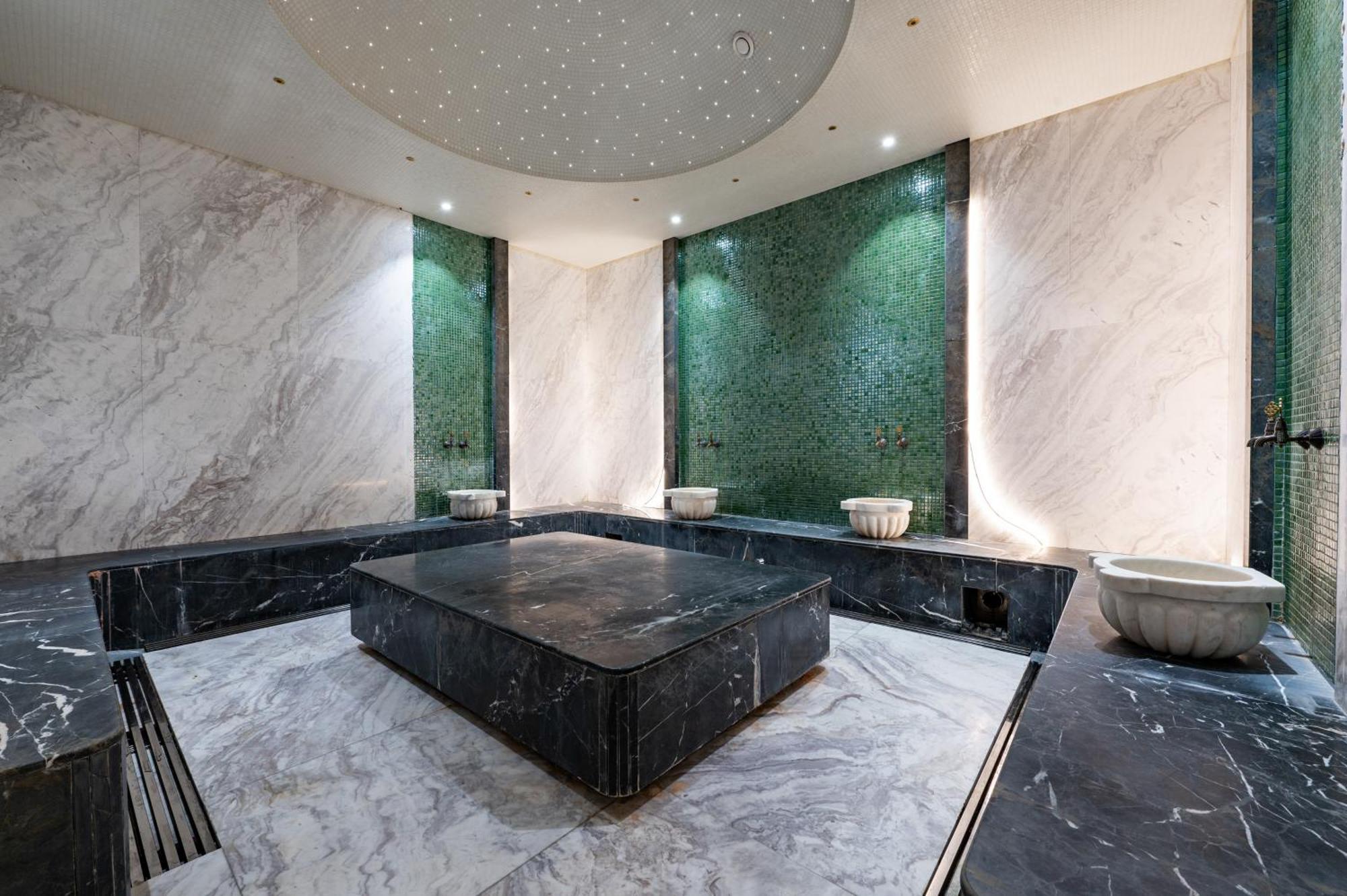 Wyndham Garden Burabay Hotell Eksteriør bilde