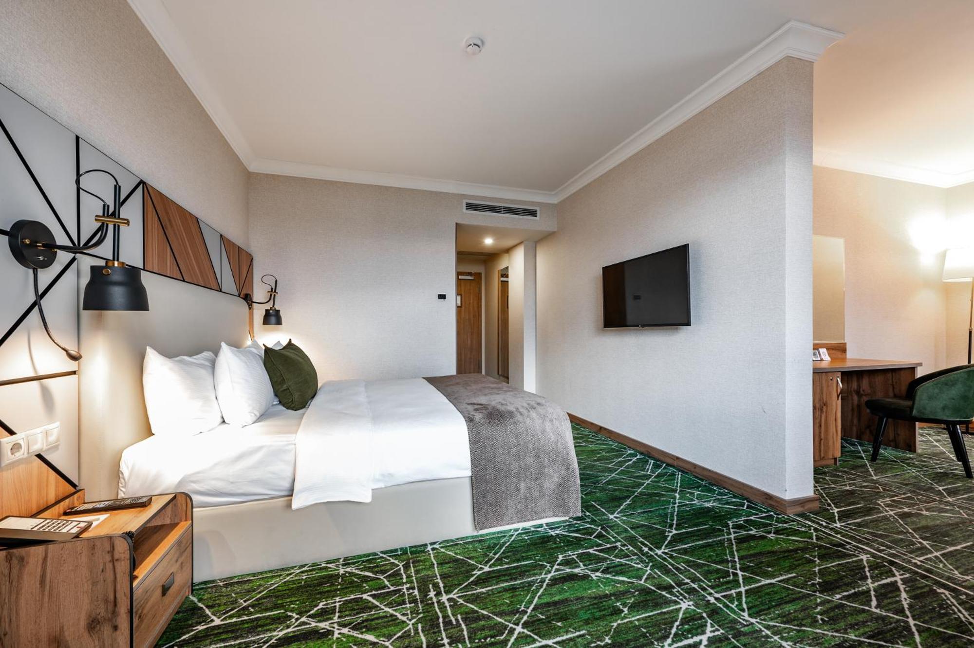 Wyndham Garden Burabay Hotell Eksteriør bilde