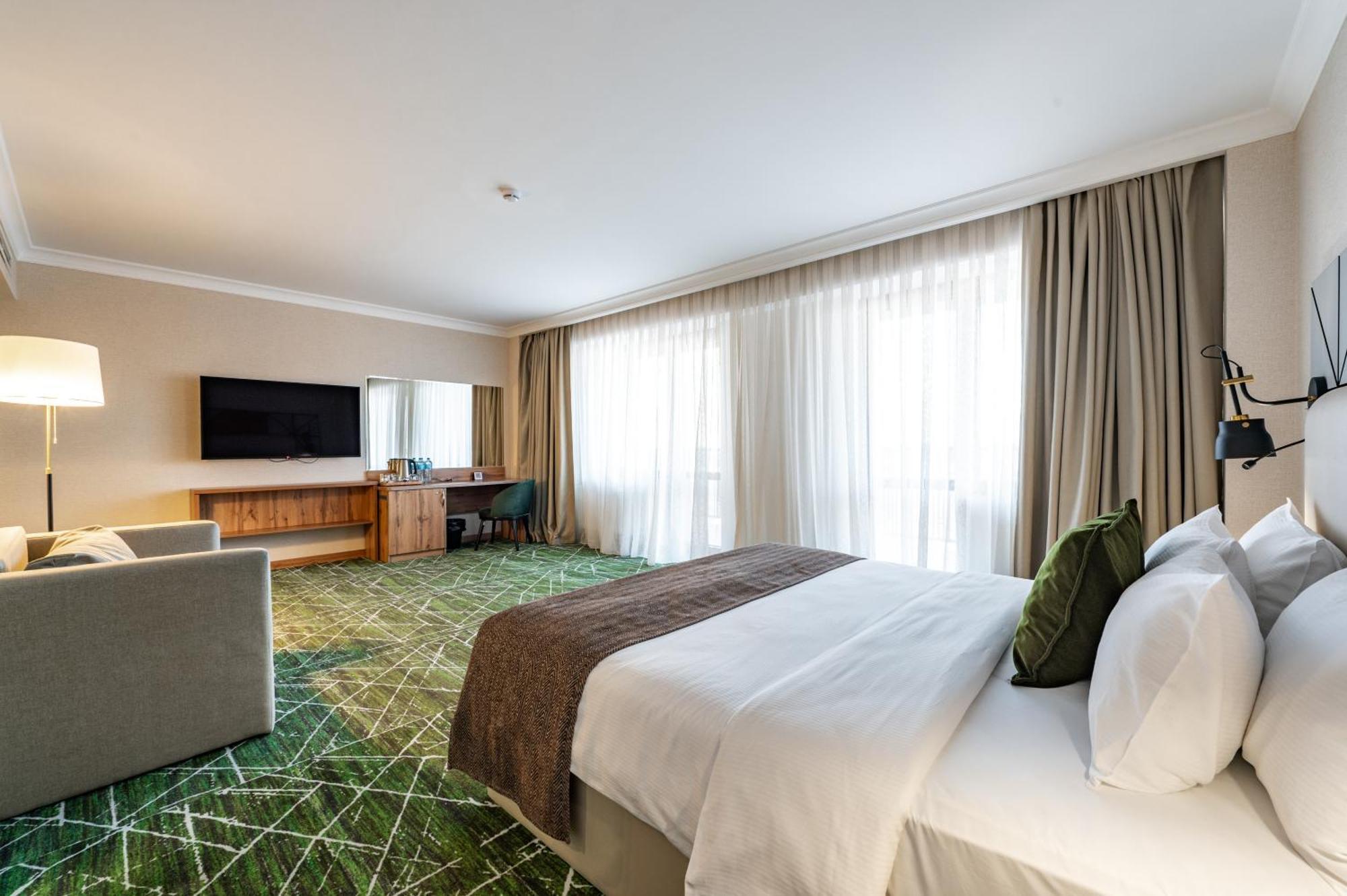 Wyndham Garden Burabay Hotell Eksteriør bilde
