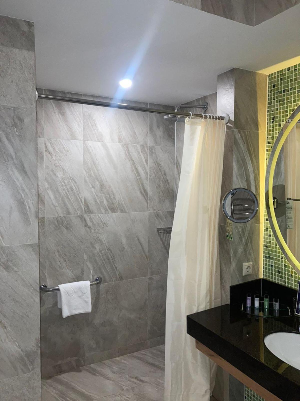 Wyndham Garden Burabay Hotell Rom bilde